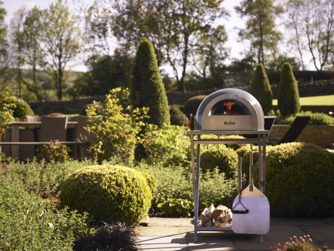 DeliVita Eco Wood & Gas Fired Oven - Very Black + Regulator & Hose